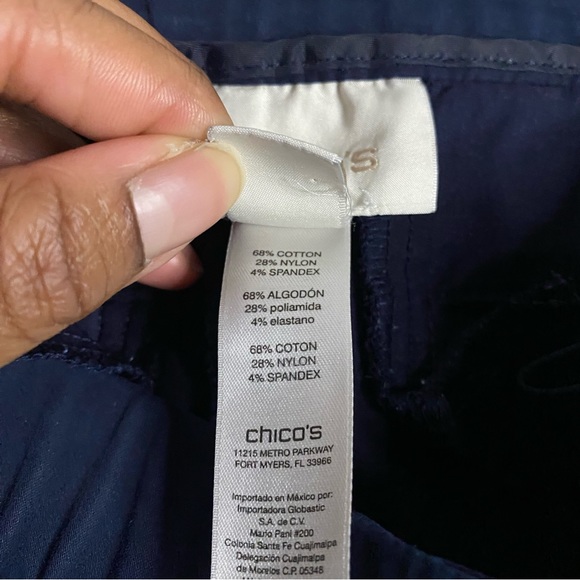 Chico’s Women's Navy Crop Pants - Picture 7 of 10